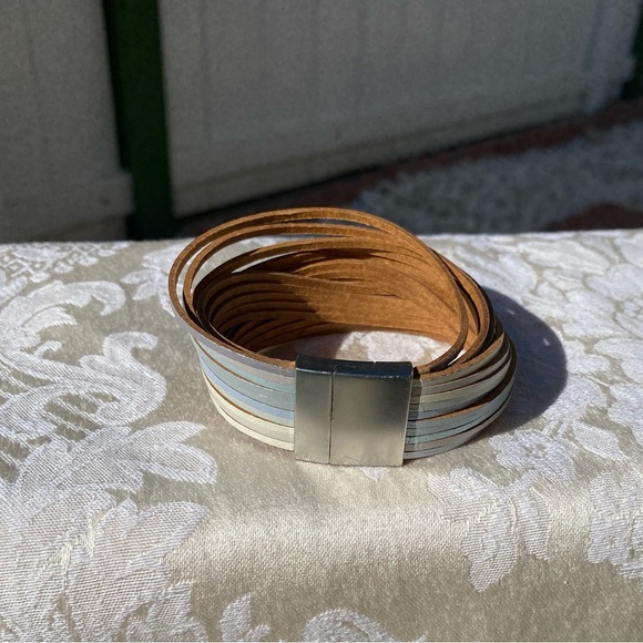 Wrap Leather bracelet magnetic closure - Picture 5 of 7